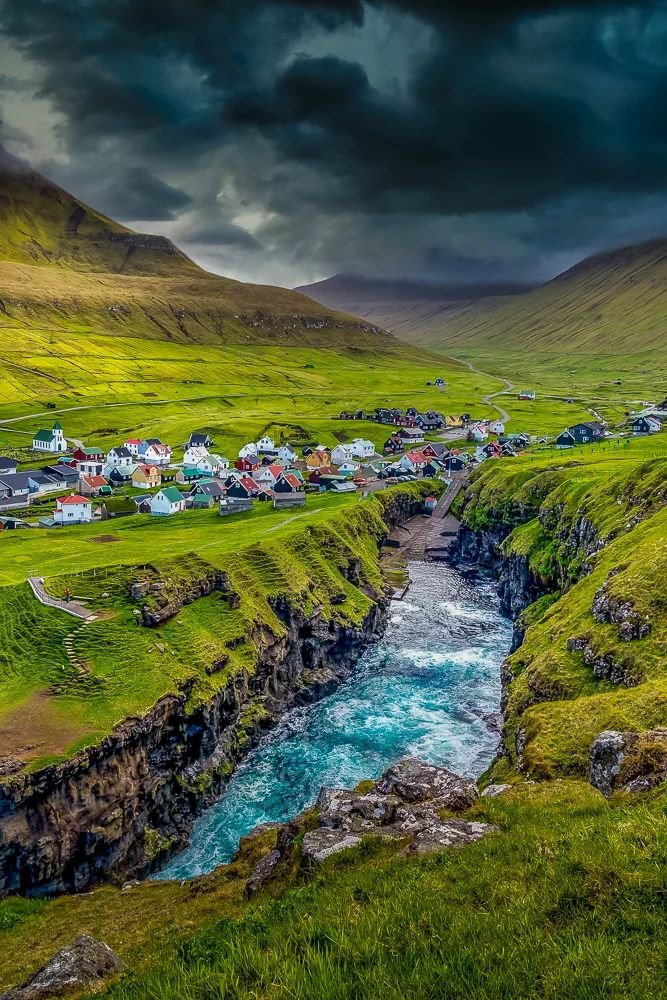 Best Island Hiking Trails
