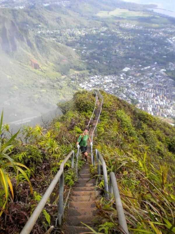 Best Island Hiking Trails: 10 Breathtaking Journeys for Adventure Seekers