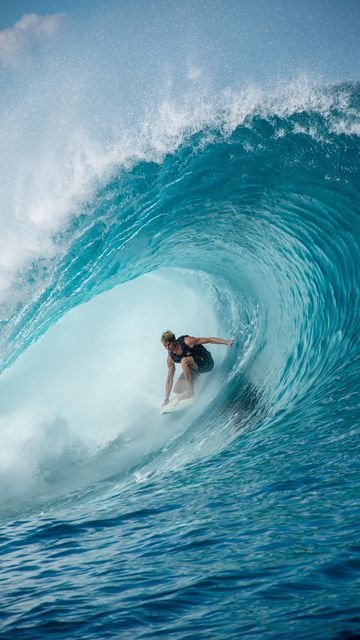 surf a tahiti